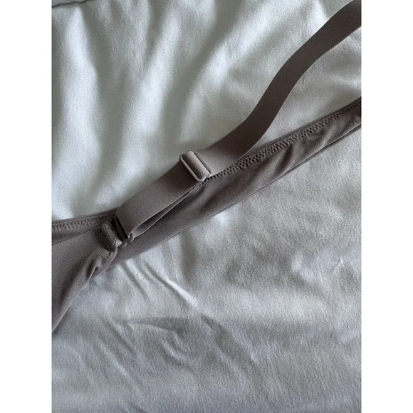 New Lululemon Wundermost Ultra Soft Nulu Mesh Scoop-Back Bodysuit - MUGR Medium - Picture 7 of 9